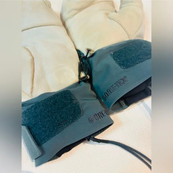 Arc’teryx S Leather GORE-TEX Ski Mittens - Picture 3 of 6